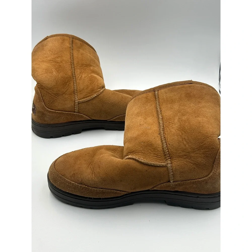 UGG Australia Ultra Short Womens 9 Chestnut Tan Sheepskin Boots Made in NZ 5225
